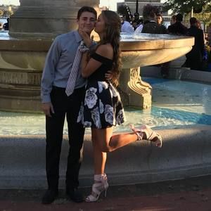 Meet your Posher, Kenzie